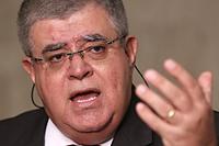 "Temer avisa que está pronto para encerrar intervenção e votar PEC da Previdência"